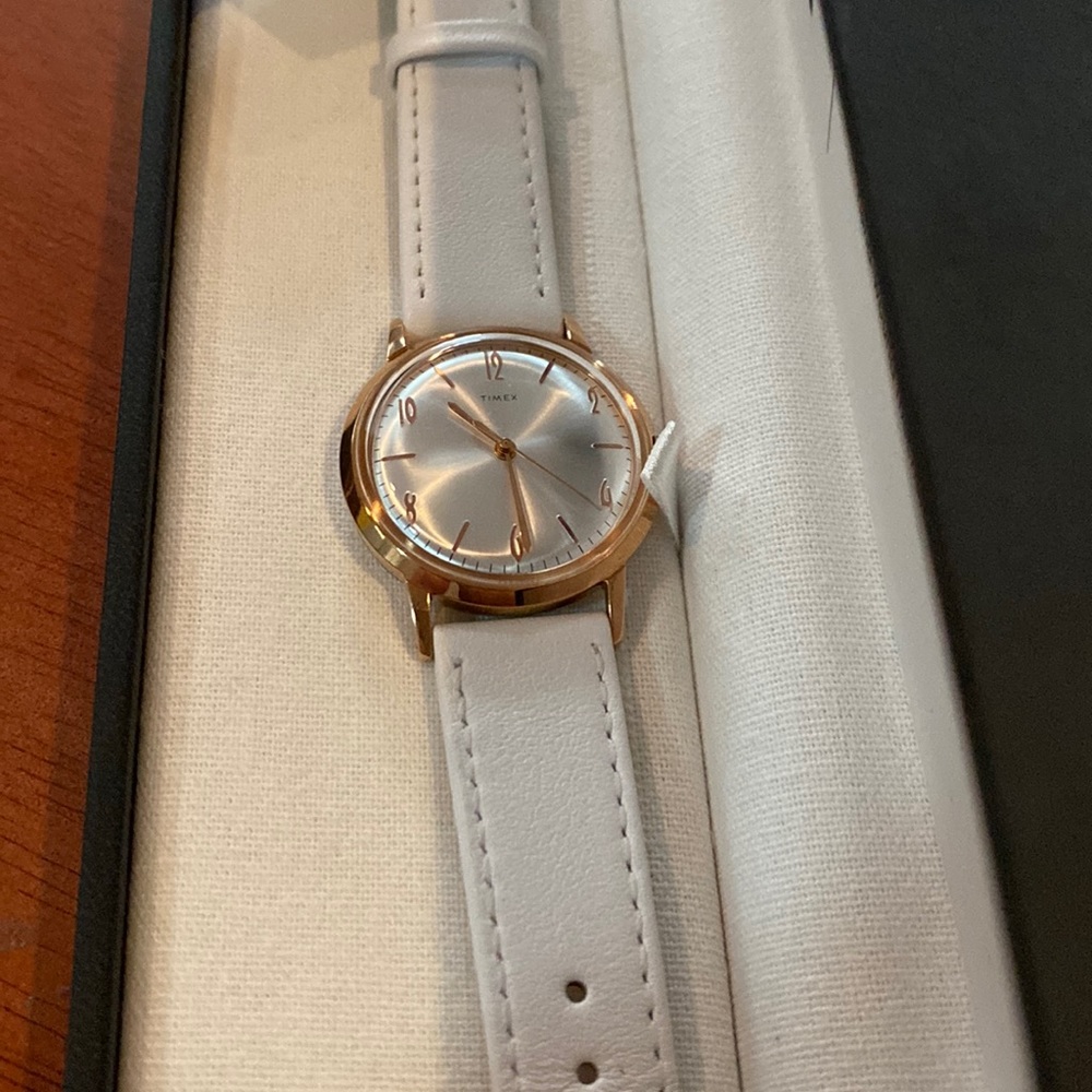 Timex Women's White Leather Strap Watch with Rose Gold Case